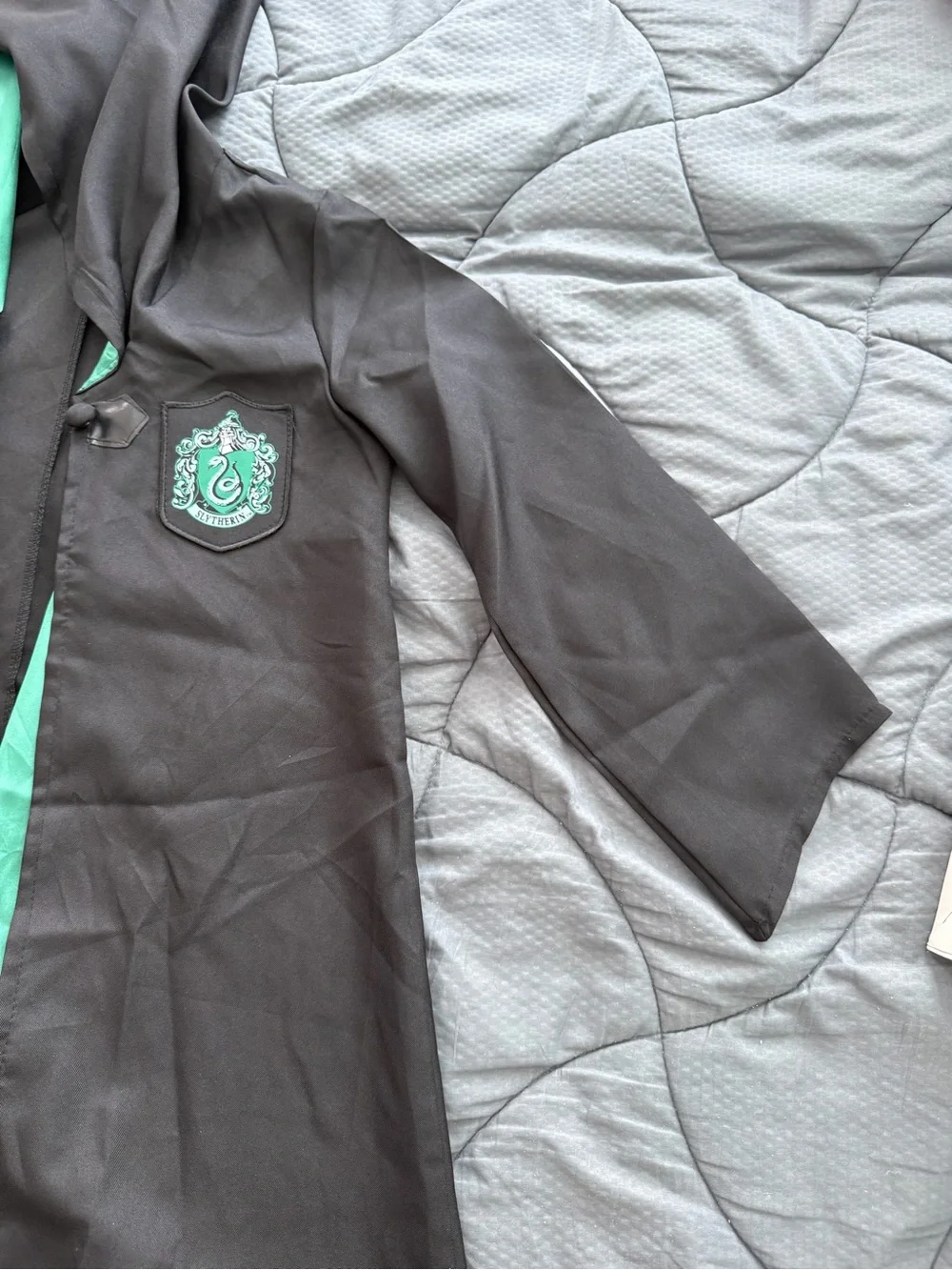 Slytherin Hooded Kids 10-12 years Costume Robe + Black & Green scarf